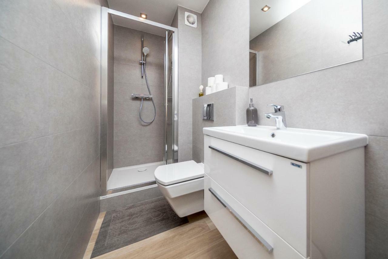 6 Cities Rooms Varsó Kültér fotó