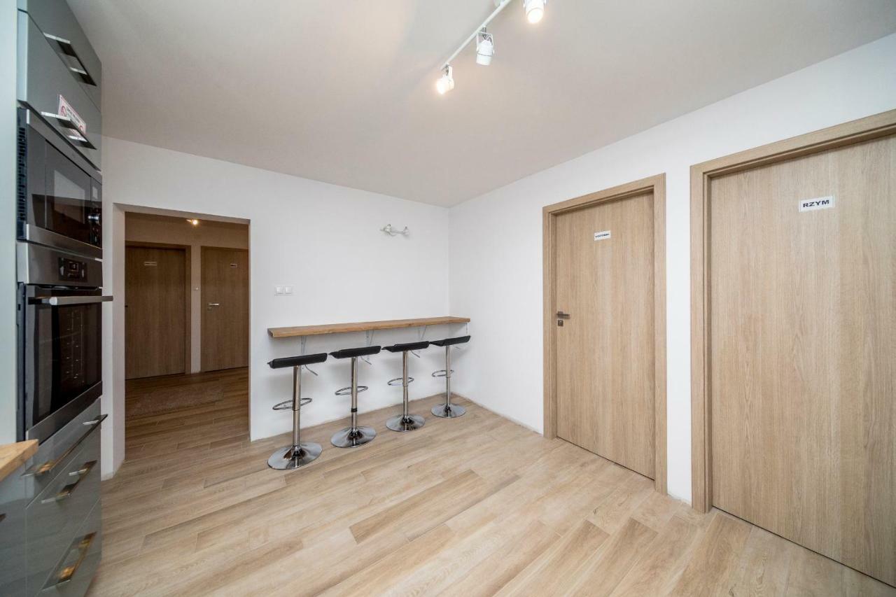 6 Cities Rooms Varsó Kültér fotó